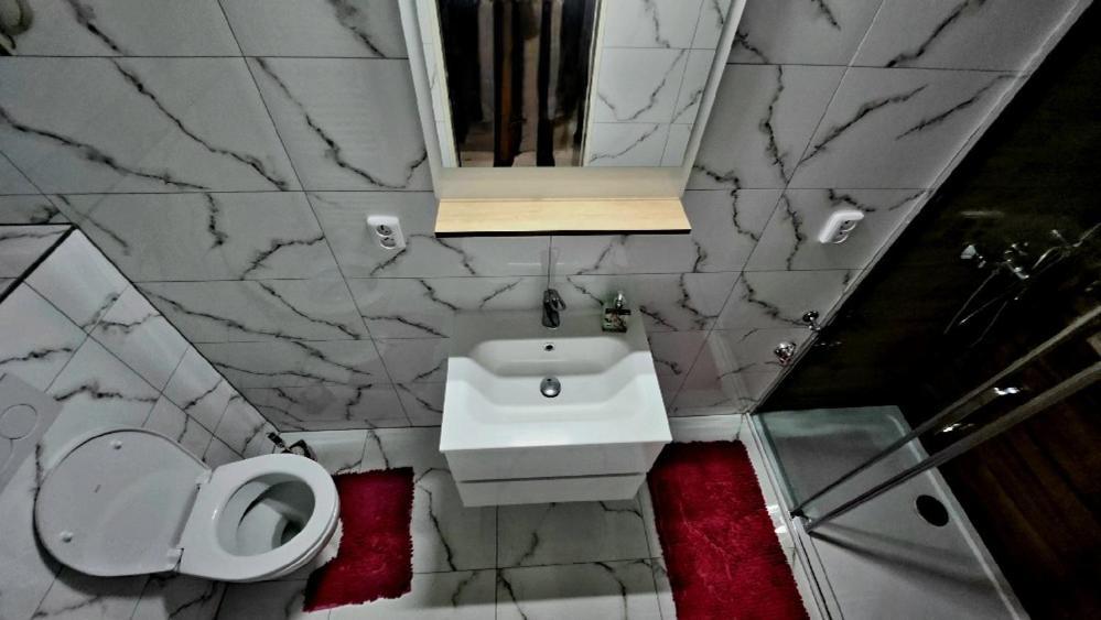 Apartmany Liska Mladé Buky エクステリア 写真