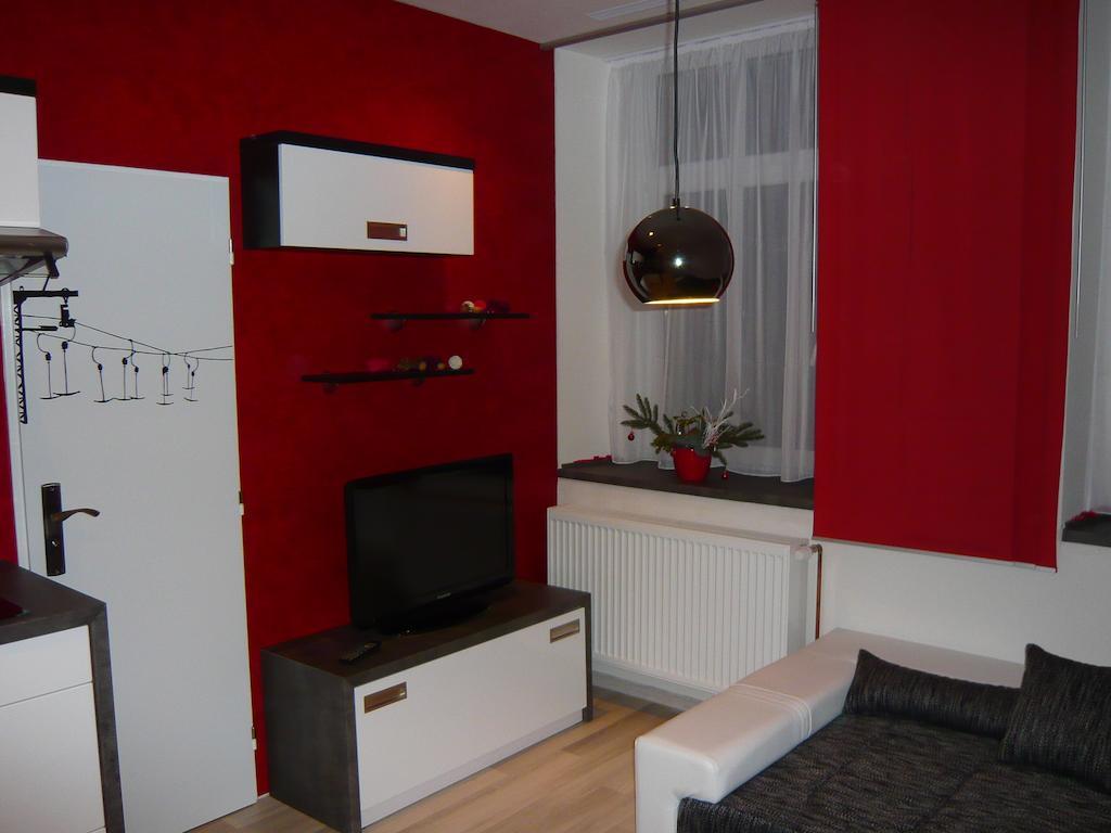 Apartmany Liska Mladé Buky 部屋 写真