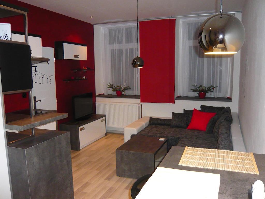 Apartmany Liska Mladé Buky 部屋 写真
